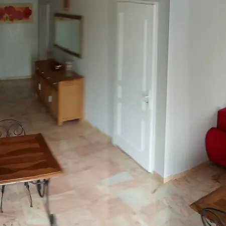 Le Moulin Rouge Hotel